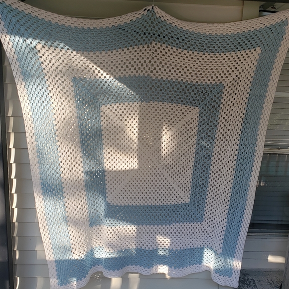 Handmade Vintage crochet 64x58 Baby blue color block blanket - Picture 8 of 15